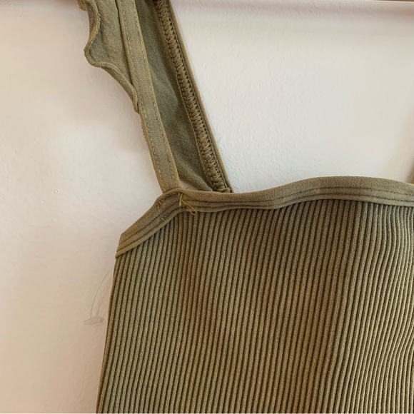 FREE PEOPLE Happiness Runs Flirty
Crop Tank . - Picture 7 of 9